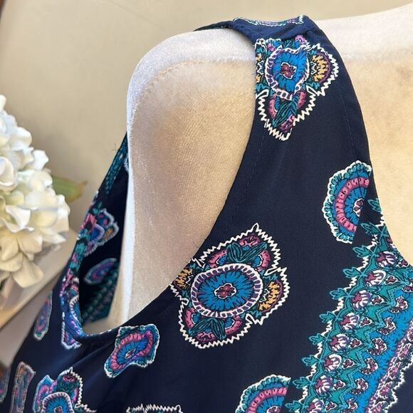 Cynthia Rowley blue purple print button back sleeveless blouse Size M EUC - Picture 3 of 9